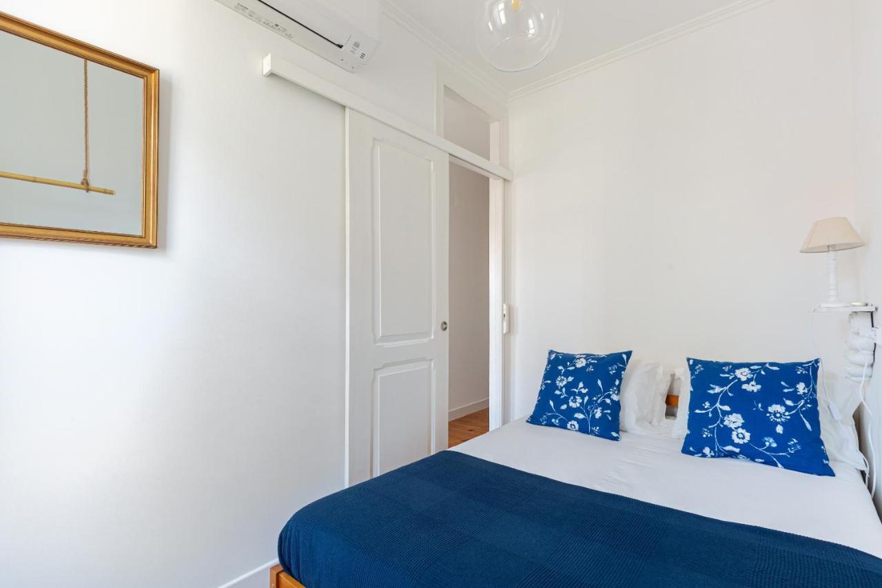 White & Blue Vintage Home In Graca Lisboa المظهر الخارجي الصورة