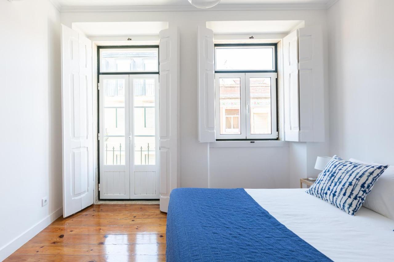 White & Blue Vintage Home In Graca Lisboa المظهر الخارجي الصورة