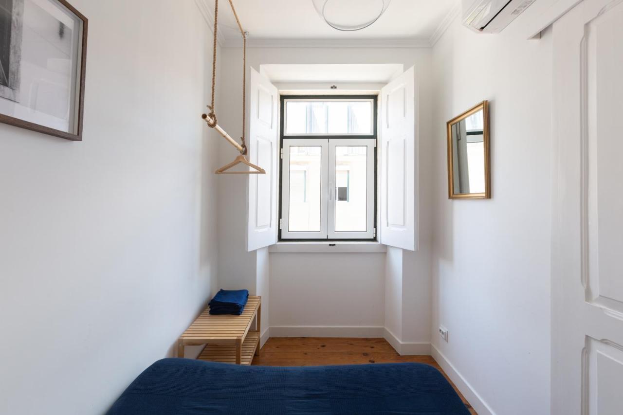 White & Blue Vintage Home In Graca Lisboa المظهر الخارجي الصورة