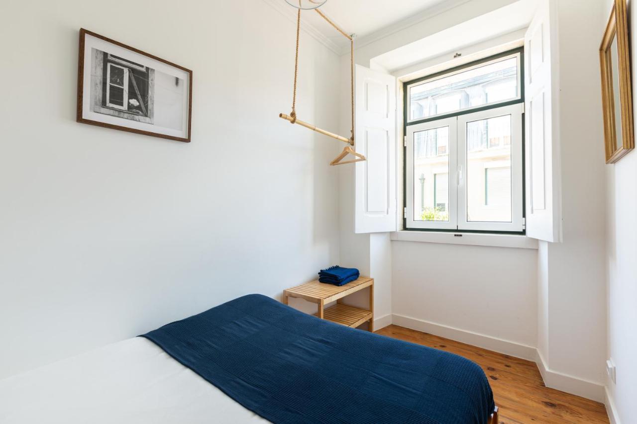 White & Blue Vintage Home In Graca Lisboa المظهر الخارجي الصورة